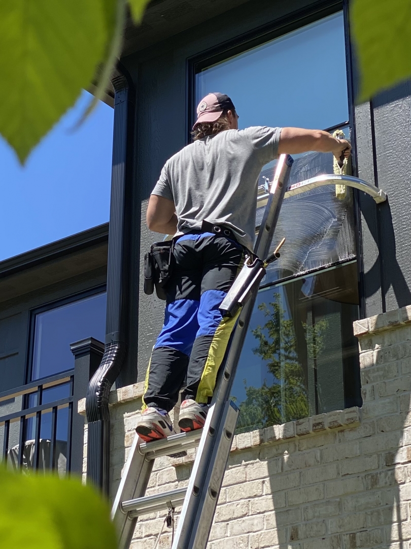 Ernest Windows, Window Washing Deerfield, Northbrook