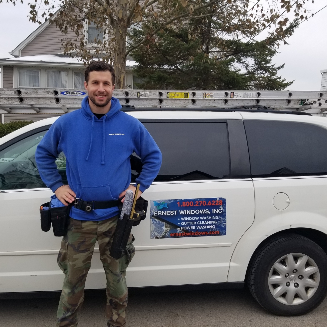 Ernest Windows, Window Washing Deerfield, Northbrook, Gutter Cleaning