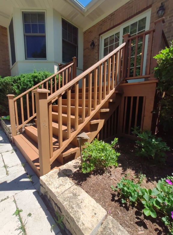 Deck Staining Near Me in Fortville IN